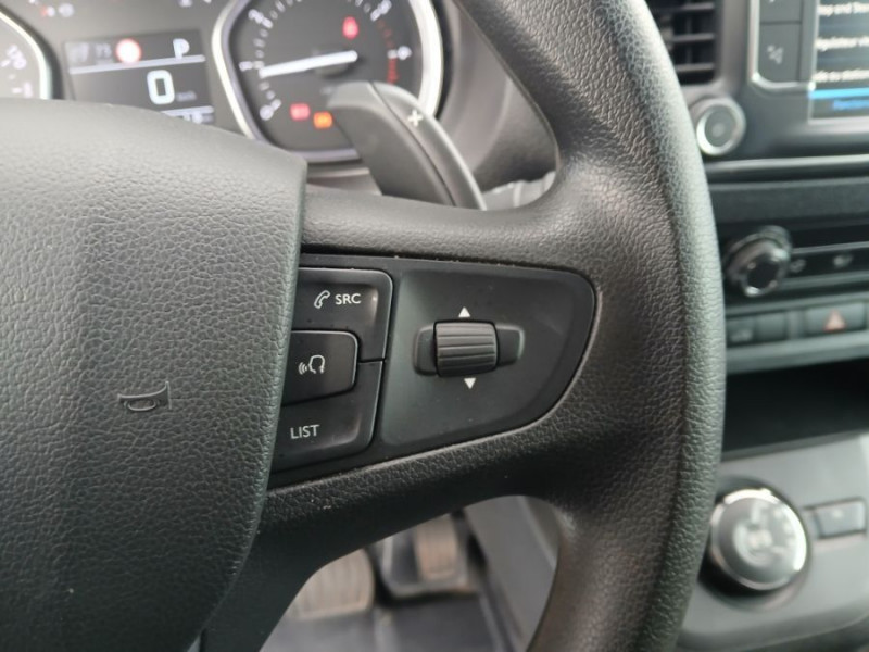 Photo 29 de l'offre de PEUGEOT EXPERT Double Cabine LONG L3 2.0 BlueHDi 180 EAT8 DC 6PL GPS Galerie Attel. 26950.H.T à 26950€ chez Mérignac auto