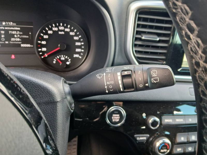 Photo 22 de l'offre de KIA SPORTAGE 1.6 CRDI 136 BVA GT LINE CUIR Camera Attel. à 19450€ chez Mérignac auto