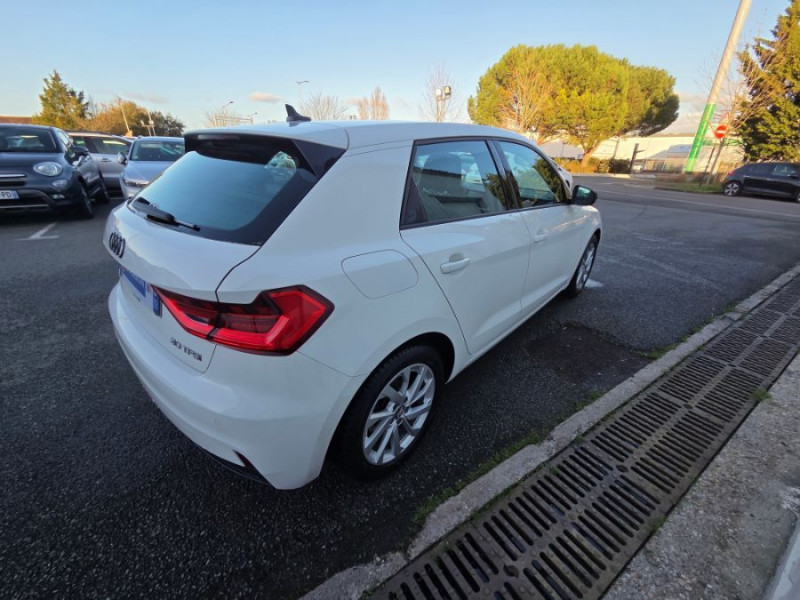 Photo 8 de l'offre de AUDI A1 30 TFSI 116 S Tronic DESIGN LUXE CUIR LED JA17 à 18450€ chez Mérignac auto