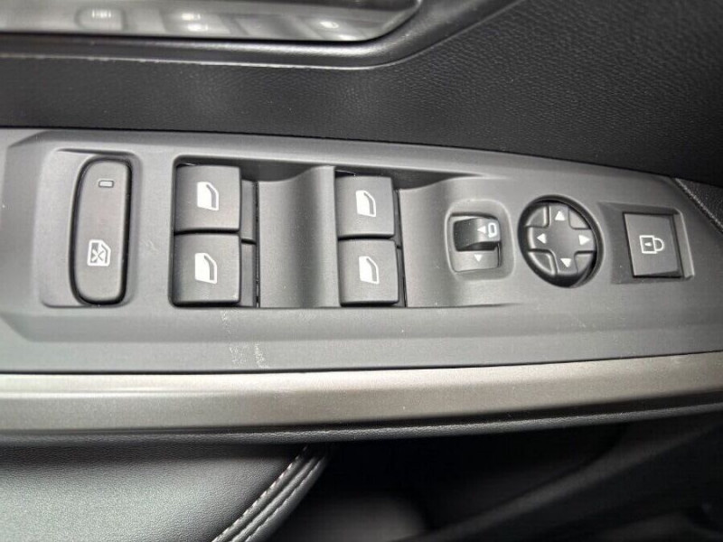 Photo 31 de l'offre de PEUGEOT 3008 HYBRID 145 e-DCS6 GT Hayon Elect. LED Pixel SC 2026 à 33950€ chez Mérignac auto