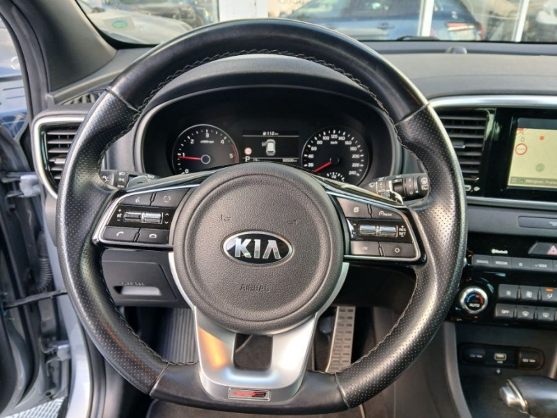 Photo 18 de l'offre de KIA SPORTAGE 1.6 CRDI 136 BVA GT LINE CUIR Camera Attel. à 19450€ chez Mérignac auto