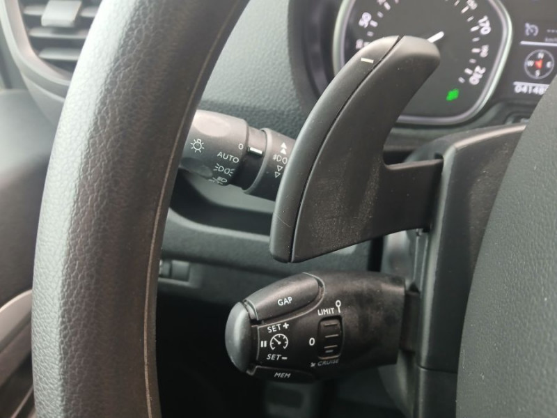 Photo 30 de l'offre de PEUGEOT EXPERT Double Cabine LONG L3 2.0 BlueHDi 180 EAT8 DC 6PL GPS Galerie Attel. 26950.H.T à 26950€ chez Mérignac auto