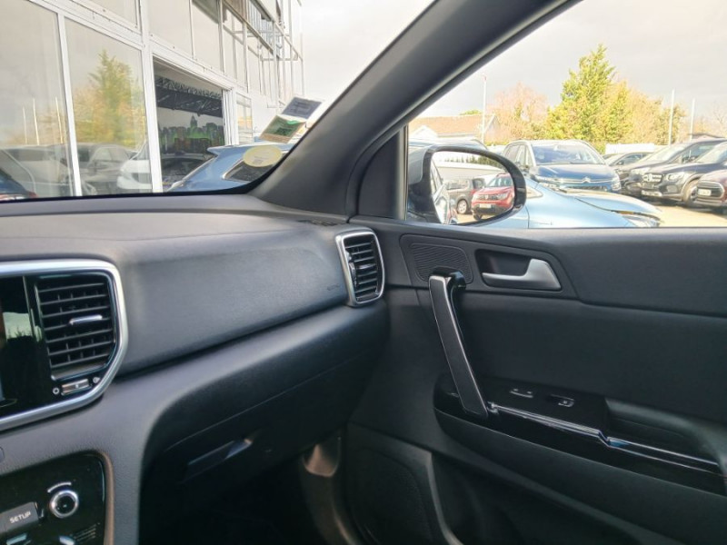 Photo 30 de l'offre de KIA SPORTAGE 1.6 CRDI 136 BVA GT LINE CUIR Camera Attel. à 19450€ chez Mérignac auto