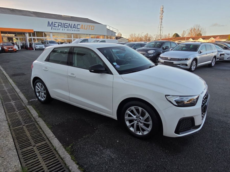 Photo 3 de l'offre de AUDI A1 30 TFSI 116 S Tronic DESIGN LUXE CUIR LED JA17 à 18450€ chez Mérignac auto