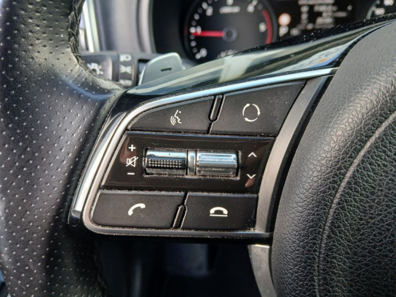 Photo 20 de l'offre de KIA SPORTAGE 1.6 CRDI 136 BVA GT LINE CUIR Camera Attel. à 19450€ chez Mérignac auto
