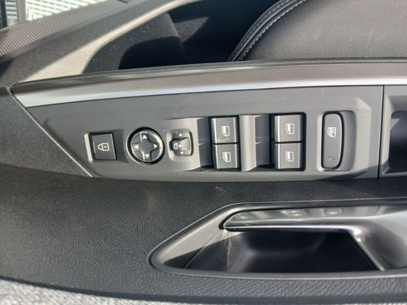 Photo 19 de l'offre de PEUGEOT 3008 HYBRID 145 e-DCS6 GT Hayon Elect. LED Pixel SC 2026 à 33950€ chez Mérignac auto