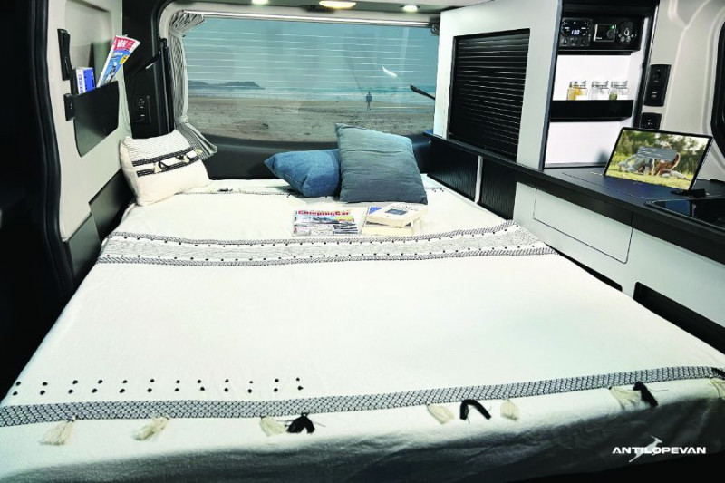 Photo 23 de l'offre de RENAULT TRAFIC VAN ANTILOPE VAN Aménagé FLEX 5 2.0 DCi 150 EAG9 L1 5PL Attel+Pte Vélo Tout Equipé à 64450€ chez Mérignac auto