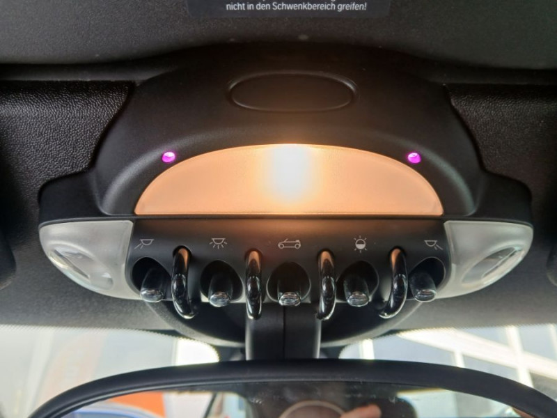 Photo 25 de l'offre de MINI MINI CABRIOLET 2.0 D 112 BVA COOPER Red Hot CHILI CUIR GPS à 13490€ chez Mérignac auto