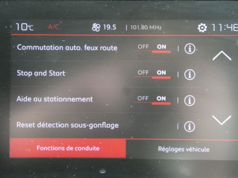 Photo 22 de l'offre de CITROEN C3 III 1.2 PureTech 82 SHINE CarPlay SC TOIT Pano JA16 à 10450€ chez Mérignac auto
