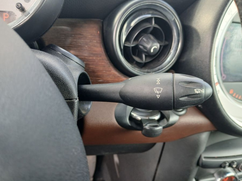 Photo 32 de l'offre de MINI MINI CABRIOLET 2.0 D 112 BVA COOPER Red Hot CHILI CUIR GPS à 13490€ chez Mérignac auto