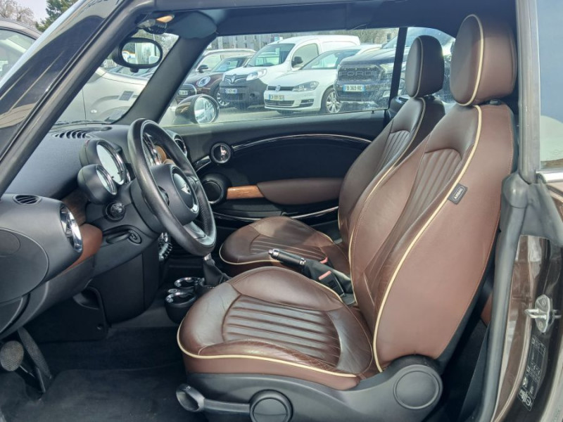 Photo 6 de l'offre de MINI MINI CABRIOLET 2.0 D 112 BVA COOPER Red Hot CHILI CUIR GPS à 13490€ chez Mérignac auto