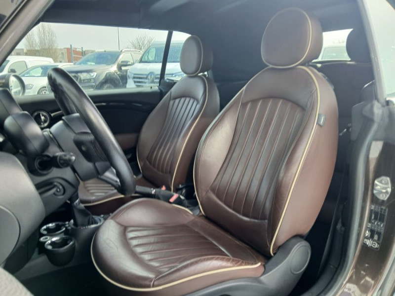 Photo 5 de l'offre de MINI MINI CABRIOLET 2.0 D 112 BVA COOPER Red Hot CHILI CUIR GPS à 13490€ chez Mérignac auto