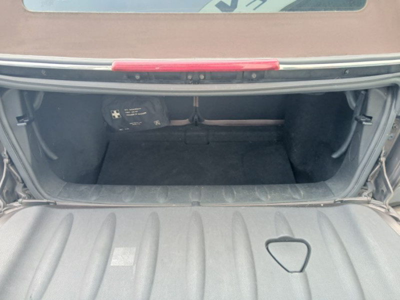 Photo 28 de l'offre de MINI MINI CABRIOLET 2.0 D 112 BVA COOPER Red Hot CHILI CUIR GPS à 13490€ chez Mérignac auto