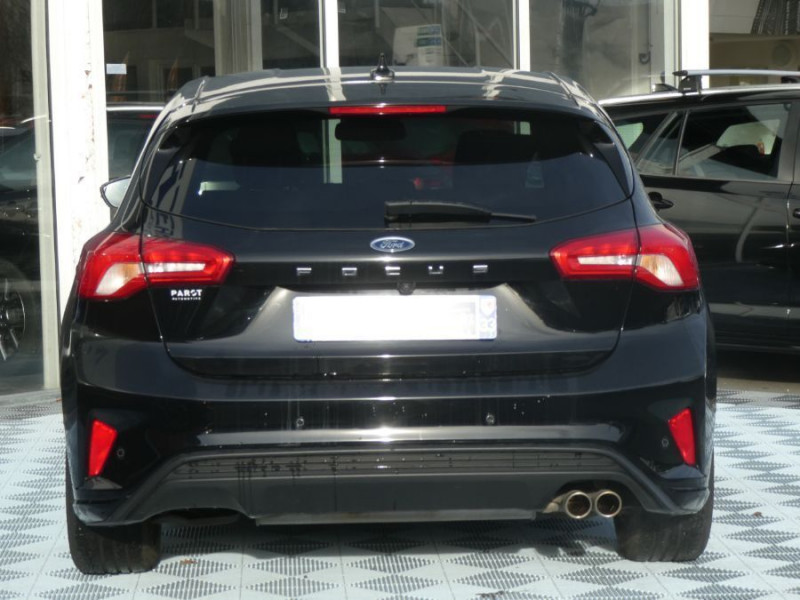 Photo 11 de l'offre de FORD FOCUS III 1.0 EcoBoost 125 BVM6 5P ST LINE Key Less 1ère Main à 15950€ chez Mérignac auto