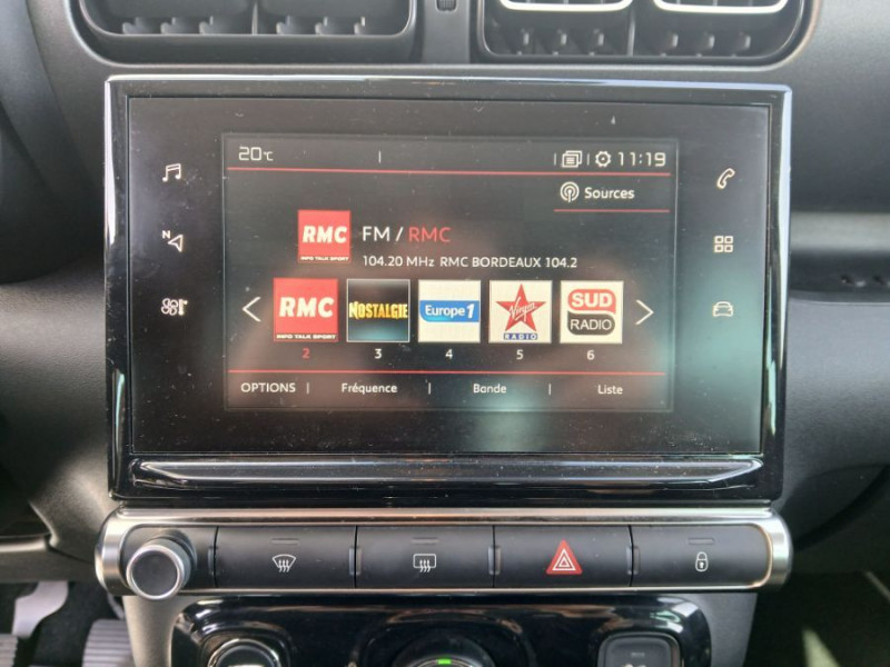 Photo 20 de l'offre de CITROEN C3 AIRCROSS 1.6 BlueHDi 120 BVM6 SHINE GPS Camera JA17 Hifi HUD PK Hiver à 11950€ chez Mérignac auto