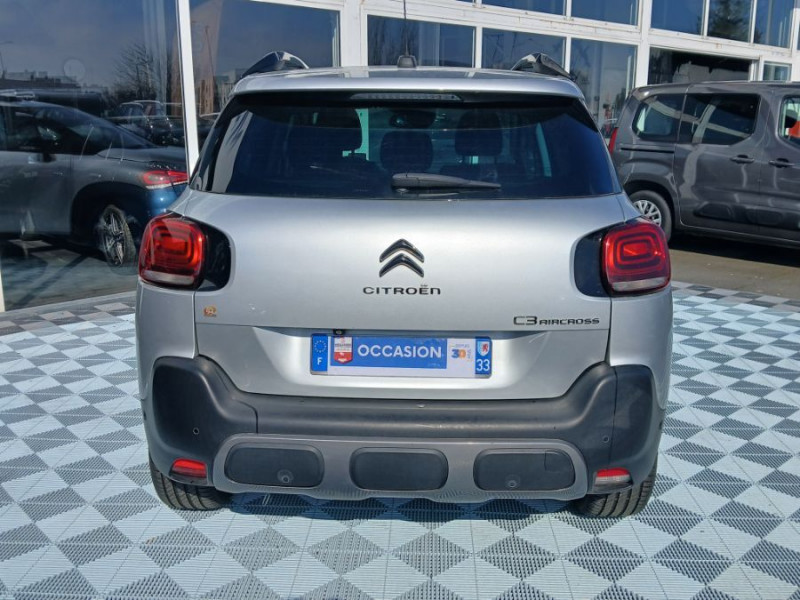 Photo 10 de l'offre de CITROEN C3 AIRCROSS 1.6 BlueHDi 120 BVM6 SHINE GPS Camera JA17 Hifi HUD PK Hiver à 11950€ chez Mérignac auto