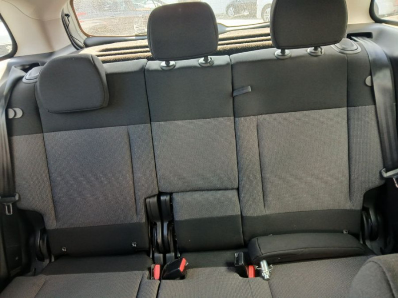 Photo 26 de l'offre de CITROEN C3 AIRCROSS 1.6 BlueHDi 120 BVM6 SHINE GPS Camera JA17 Hifi HUD PK Hiver à 11950€ chez Mérignac auto