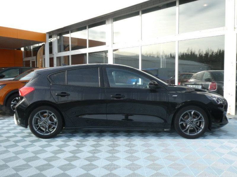Photo 13 de l'offre de FORD FOCUS III 1.0 EcoBoost 125 BVM6 5P ST LINE Key Less 1ère Main à 15950€ chez Mérignac auto