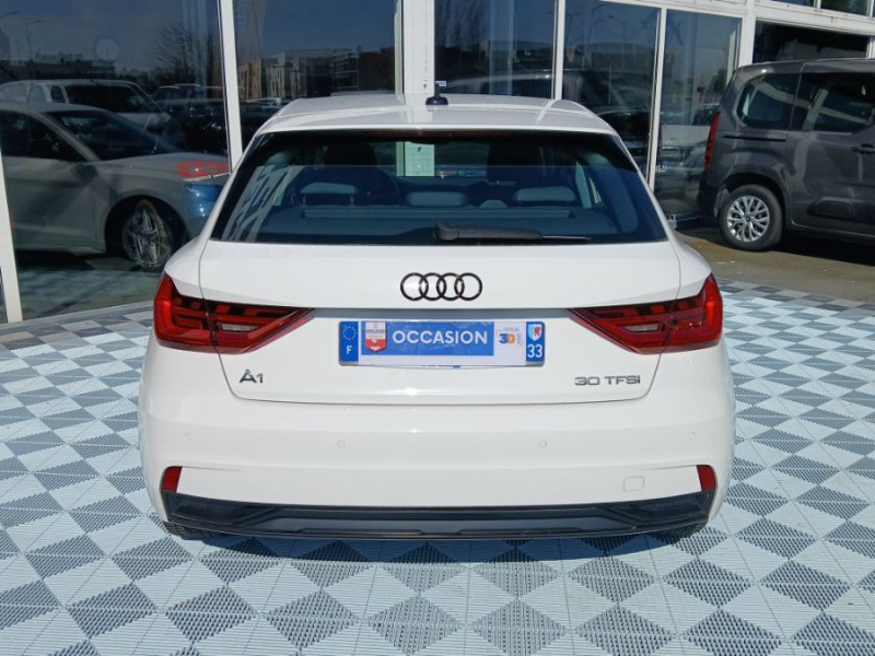 Photo 11 de l'offre de AUDI A1 30 TFSI 116 S Tronic DESIGN LUXE CUIR LED JA17 à 18450€ chez Mérignac auto