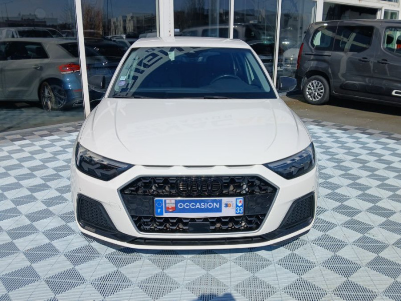Photo 2 de l'offre de AUDI A1 30 TFSI 116 S Tronic DESIGN LUXE CUIR LED JA17 à 18450€ chez Mérignac auto