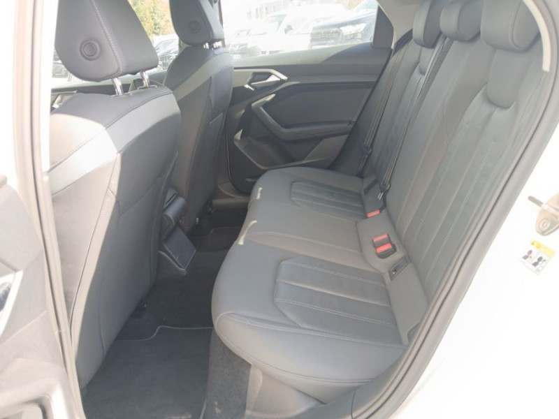 Photo 17 de l'offre de AUDI A1 30 TFSI 116 S Tronic DESIGN LUXE CUIR LED JA17 à 18450€ chez Mérignac auto