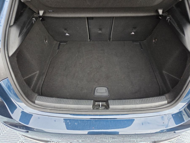 Photo 13 de l'offre de MERCEDES-BENZ CLASSE A 200D 150 8G-DCT BUSINESS SOLUTION CUIR 1ère Main à 27450€ chez Mérignac auto