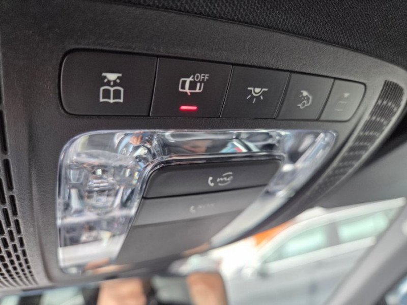 Photo 26 de l'offre de MERCEDES-BENZ CLASSE A 200D 150 8G-DCT BUSINESS SOLUTION CUIR 1ère Main à 27450€ chez Mérignac auto