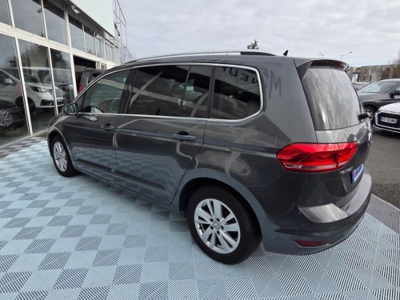 Photo 9 de l'offre de VOLKSWAGEN TOURAN III 1.5 TSI 150 DSG7 CARAT HIGHLINE CUIR SE GPS ACC SC 5PL 1ère Main à 26950€ chez Mérignac auto