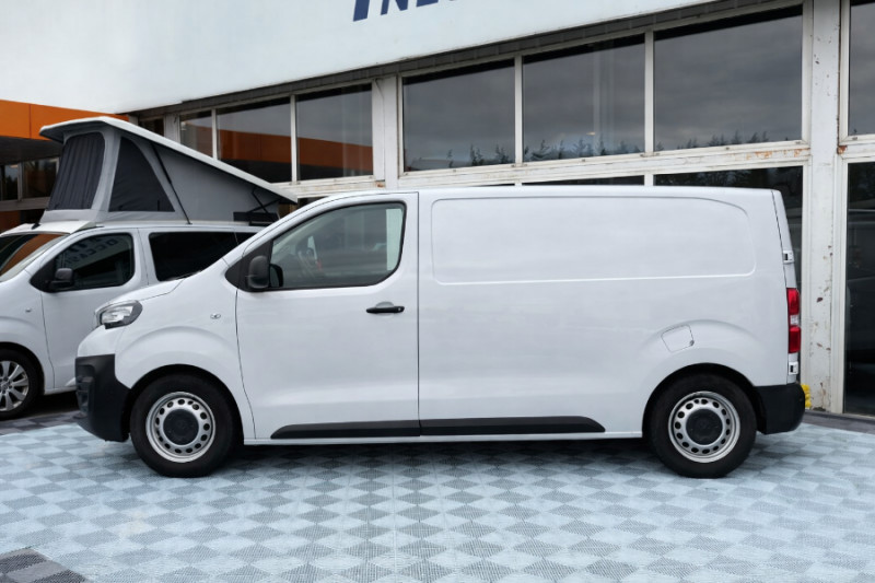 Photo 13 de l'offre de PEUGEOT EXPERT FOURGON 2.0 BlueHDi 145 EAT8 ASPHALT GPS Attel. 1ère Main 22750.H.T à 22750€ chez Mérignac auto