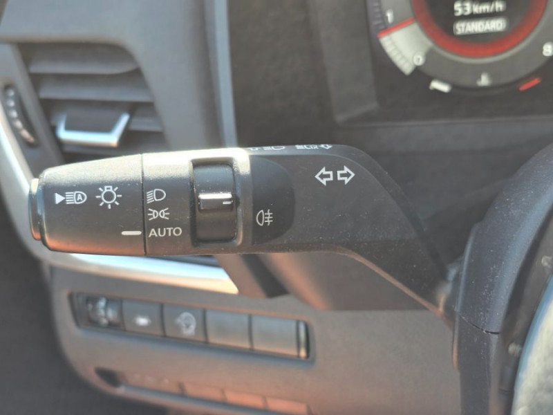 Photo 25 de l'offre de NISSAN QASHQAI 1.3 Mild Hybrid 140 BVM6 N-CONNECTA 360° Toit Pano Attel. à 20950€ chez Mérignac auto