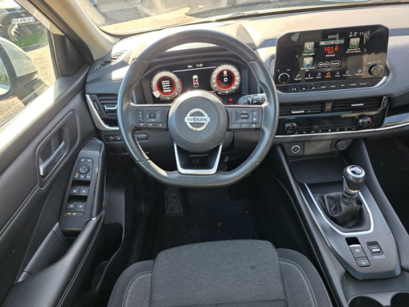 Photo 16 de l'offre de NISSAN QASHQAI 1.3 Mild Hybrid 140 BVM6 N-CONNECTA 360° Toit Pano Attel. à 20950€ chez Mérignac auto