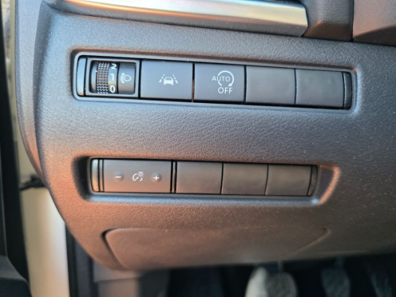 Photo 37 de l'offre de NISSAN QASHQAI 1.3 Mild Hybrid 140 BVM6 N-CONNECTA 360° Toit Pano Attel. à 20950€ chez Mérignac auto