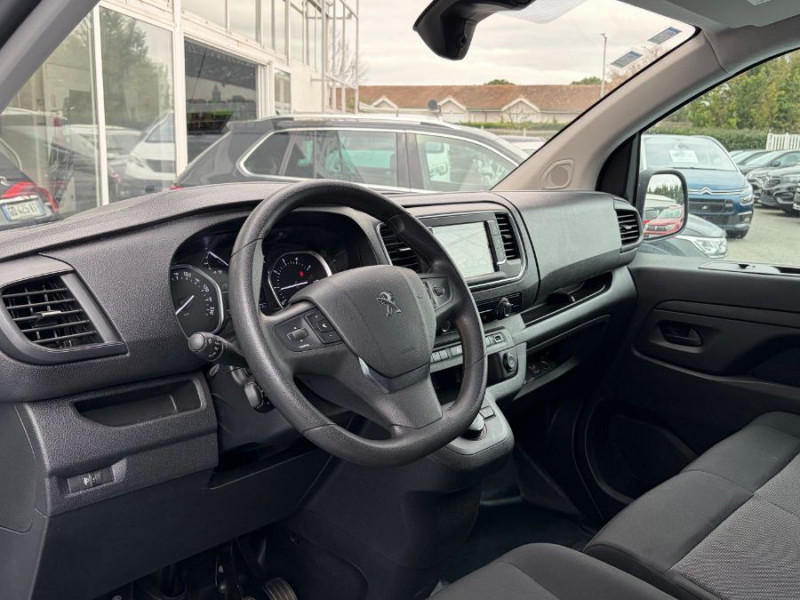 Photo 16 de l'offre de PEUGEOT EXPERT FOURGON 2.0 BlueHDi 145 EAT8 ASPHALT GPS Attel. 1ère Main 22750.H.T à 22750€ chez Mérignac auto