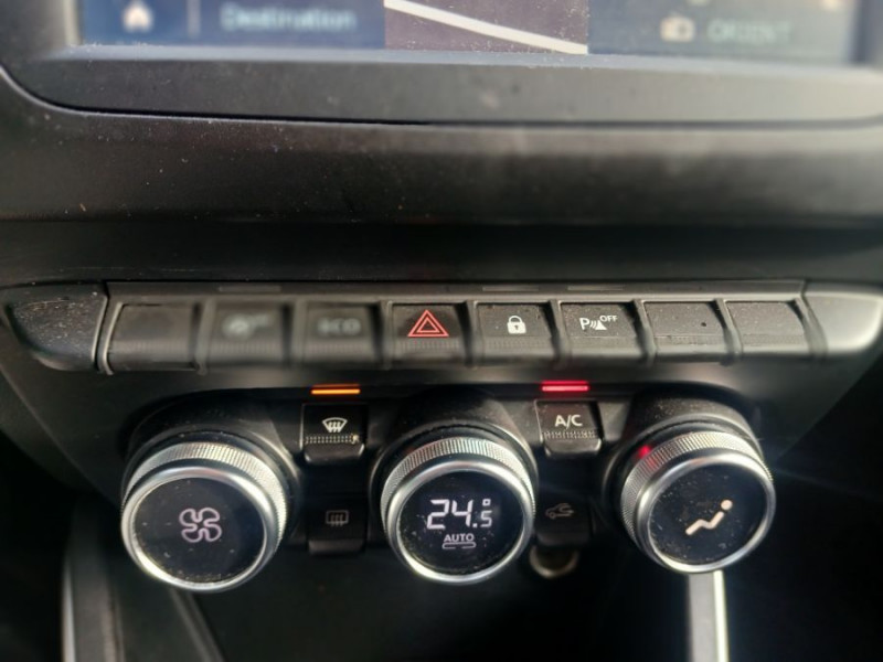 Photo 17 de l'offre de DACIA DUSTER 1.5 BlueDCi 115 BVM6 4X2 PRESTIGE Camera Attel. 1ère Main (7 Options) à 17450€ chez Mérignac auto