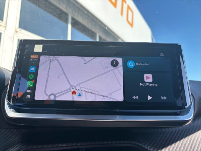 Photo 6 de l'offre de PEUGEOT 2008 II (2) 1.2 HYBRID 145 e-DCS6 ALLURE Camera à 26450€ chez Mérignac auto