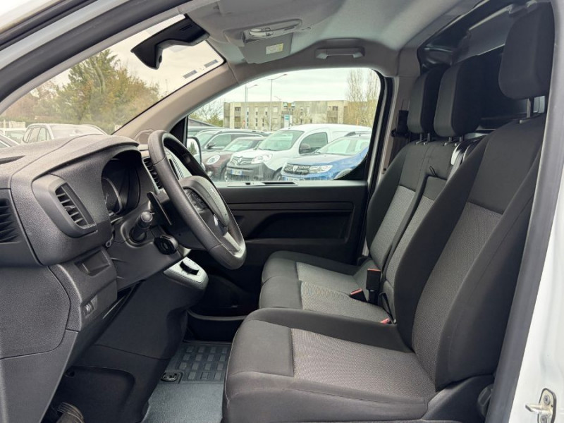 Photo 4 de l'offre de PEUGEOT EXPERT FOURGON 2.0 BlueHDi 145 EAT8 ASPHALT GPS Attel. Galerie 1ère Main 22250.H.T à 22250€ chez Mérignac auto