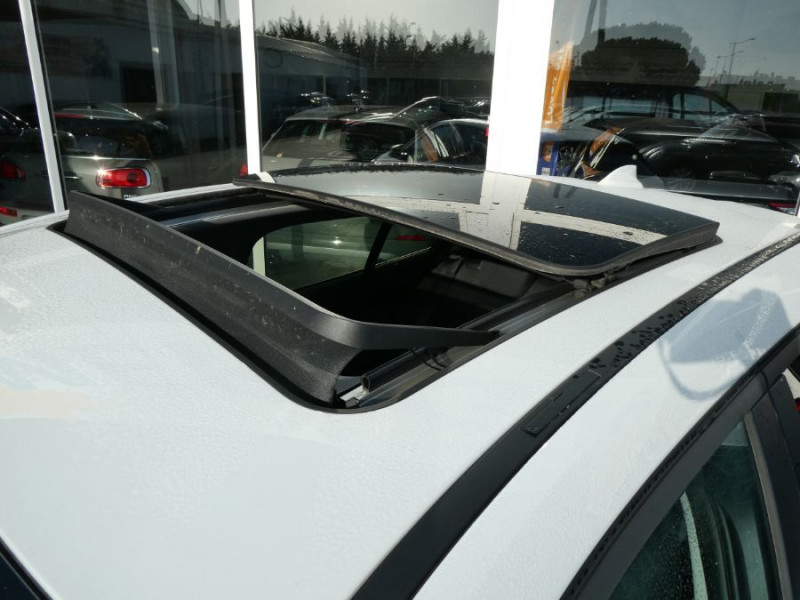 Photo 36 de l'offre de BMW SERIE 1 (F40) 116iA 109 BVA7 AVANTAGE GPS TOIT Ouvrant CarPlay à 21450€ chez Mérignac auto