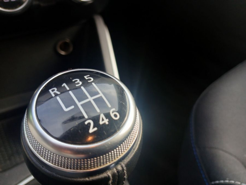 Photo 18 de l'offre de DACIA DUSTER 1.5 BlueDCi 115 BVM6 4X2 PRESTIGE Camera Attel. 1ère Main (7 Options) à 17450€ chez Mérignac auto