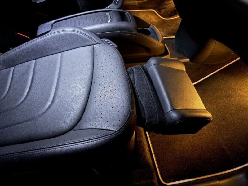 Photo 21 de l'offre de CITROEN GRAND C4 SPACETOURER 1.5 BlueHDi 130 EAT8 SHINE CUIR SEM 360° Hayon EL. 7PL 1ère Main à 24500€ chez Mérignac auto