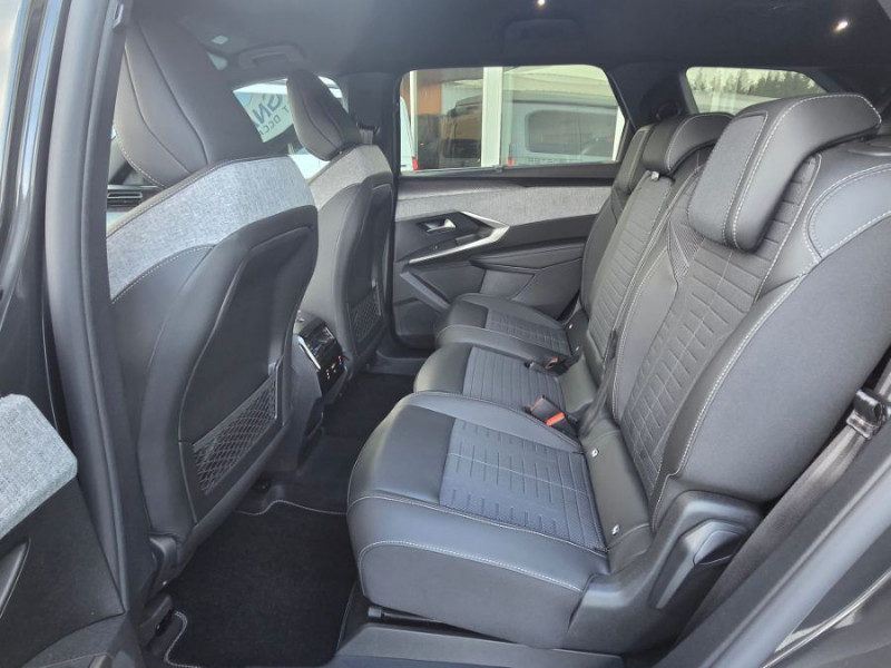 Photo 18 de l'offre de PEUGEOT 5008 HYBRID 145 e-DCS6 GT 7PL Hayon EL. LED SC 2026 à 35950€ chez Mérignac auto
