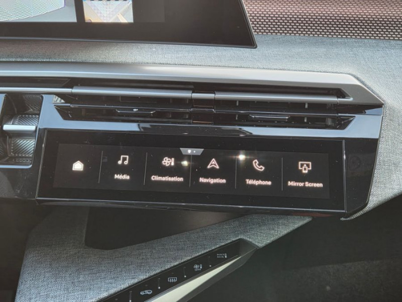 Photo 20 de l'offre de PEUGEOT 5008 HYBRID 145 e-DCS6 GT 7PL Hayon EL. LED SC 2026 à 35950€ chez Mérignac auto