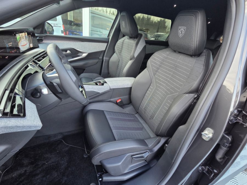 Photo 16 de l'offre de PEUGEOT 5008 HYBRID 145 e-DCS6 GT 7PL Hayon EL. LED SC 2026 à 35950€ chez Mérignac auto