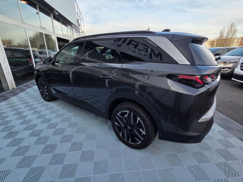 Photo 10 de l'offre de PEUGEOT 5008 HYBRID 145 e-DCS6 GT 7PL Hayon EL. LED SC 2026 à 35950€ chez Mérignac auto