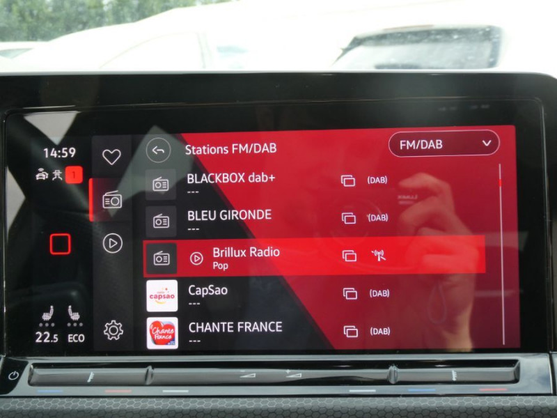 Photo 23 de l'offre de VOLKSWAGEN GOLF VIII 1.4 HYBRID 245 GTE GPS Cockpit ACC SC LED+ AB.10LED à 27450€ chez Mérignac auto