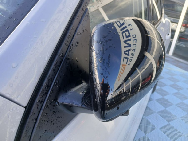 Photo 25 de l'offre de RENAULT ARKANA 1.6 E-TECH 145 BVA HYBRIDE TECHNO RS TOIT Ouvrant GPS 9.3" JA18 à 23950€ chez Mérignac auto