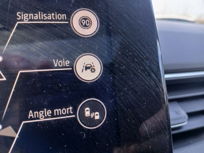 Photo 45 de l'offre de RENAULT ARKANA 1.6 E-TECH 145 BVA HYBRIDE TECHNO RS TOIT Ouvrant GPS 9.3" JA18 à 23950€ chez Mérignac auto