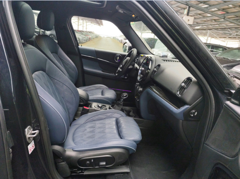 Photo 4 de l'offre de MINI COUNTRYMAN New (F60) HYBRID ELECT. ALL4 220cv BVA6 COOPER SE PREMIUM PLUS CUIR TOIT Ouvrant Options... à 31950€ chez Mérignac auto