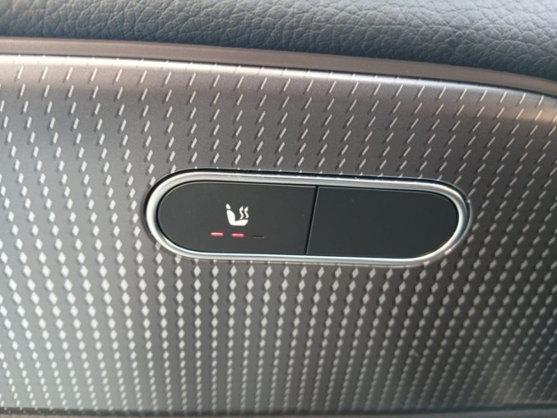 Photo 9 de l'offre de MERCEDES-BENZ GLB 200D 150 8G-Tronic 2WD BUSINESS SOLUTION Hayon EL. 7PL à 35890€ chez Mérignac auto