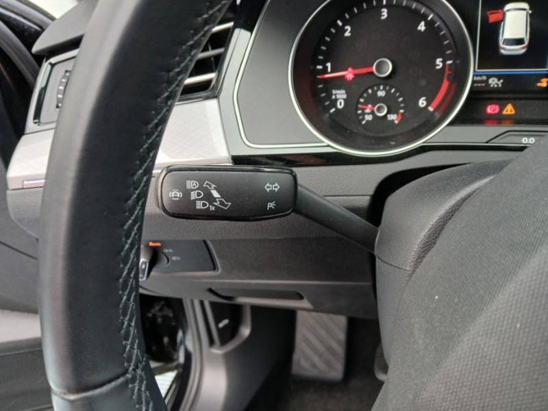 Photo 35 de l'offre de VOLKSWAGEN PASSAT SW VIII 2.0 TDI 150 DSG7 STYLE BUSINESS GPS Camera ACC Hayon EL. 1ère Main à 24950€ chez Mérignac auto