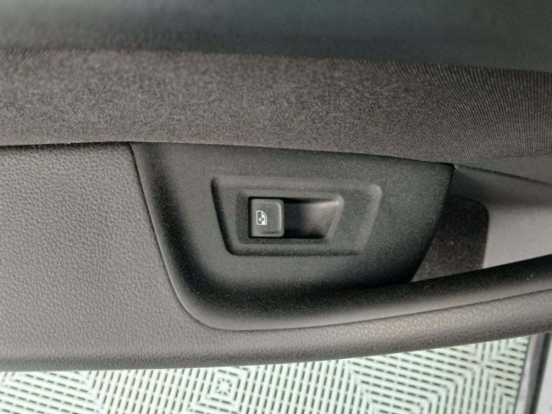 Photo 34 de l'offre de VOLKSWAGEN PASSAT SW VIII 2.0 TDI 150 DSG7 STYLE BUSINESS GPS Camera ACC Hayon EL. 1ère Main à 24950€ chez Mérignac auto